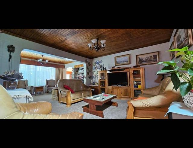 3 BEDROOM HOUSE FOR SALE IN RANDHART